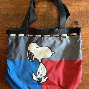 New without tags Lesportsac x Peanuts Snoopy Women's Hailey Tote Shoulder Bag
